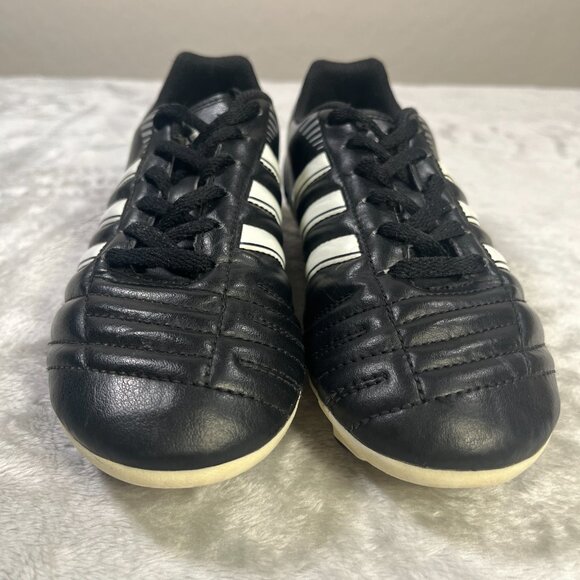Adidas Puntero Vlll TRX FG Soccer Cleats Kids 4 Black White G65135 Football Boot - Picture 2 of 9